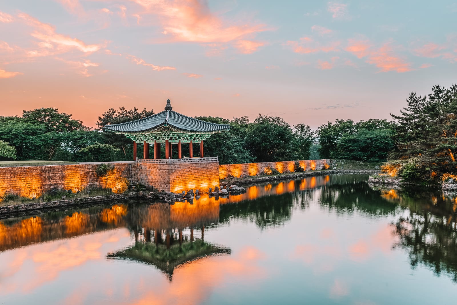 3 places to visit in south korea