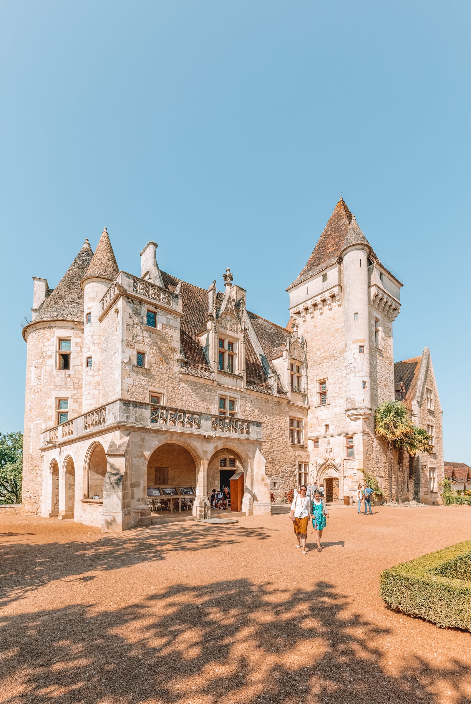 14 Best Things To Do In Dordogne, France (12)