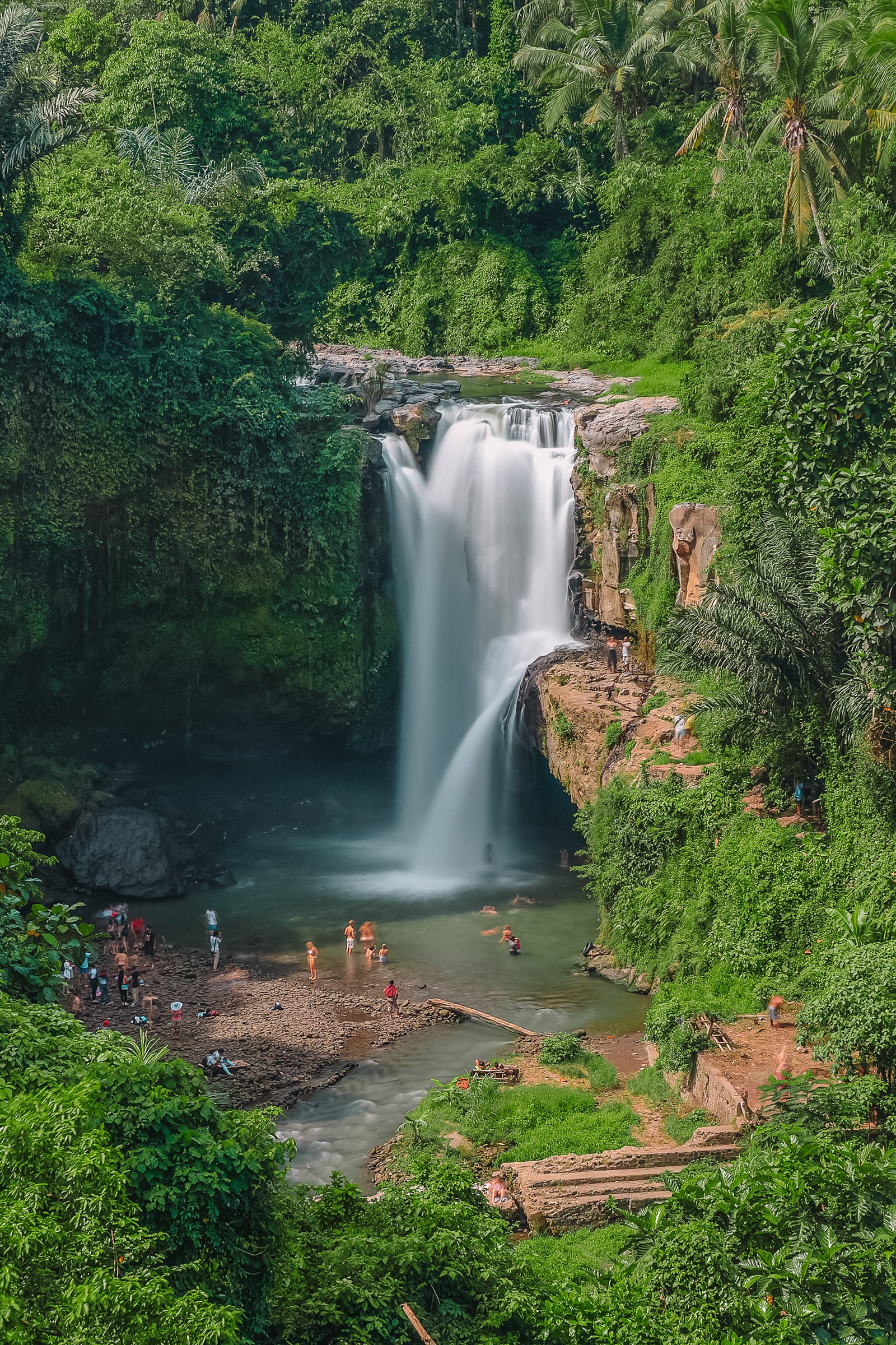 Tegenungan Waterfall 